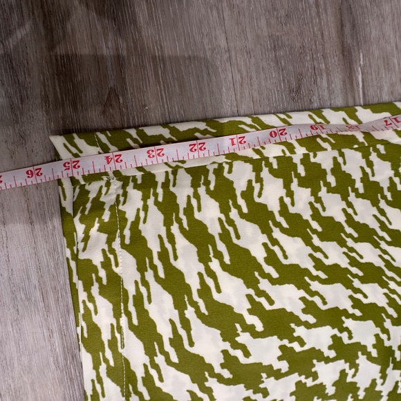 Urban Outfitters High Waisted Houndstooth Pants - Picture 10 of 10